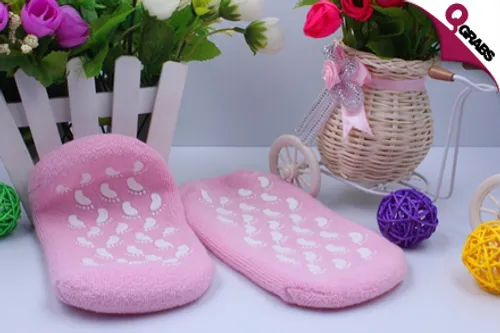 From QR39 Soothe Your Feet with a Pair of Moisturizing Spa Gel Socks! (Up to QR180 Value)